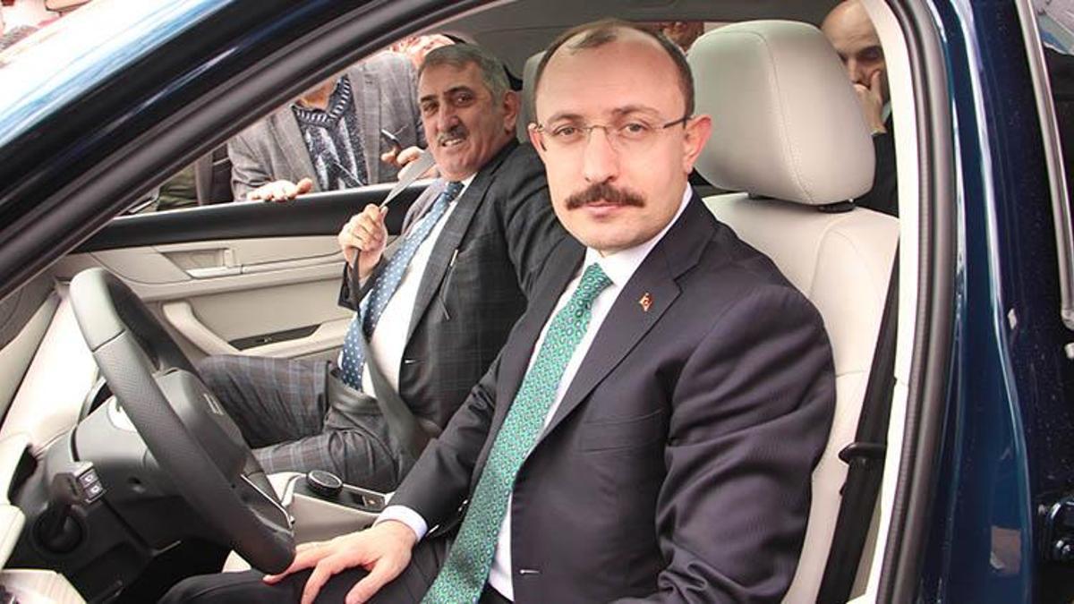 Bakan Muş, açılışa TOGG T10X ile geldi