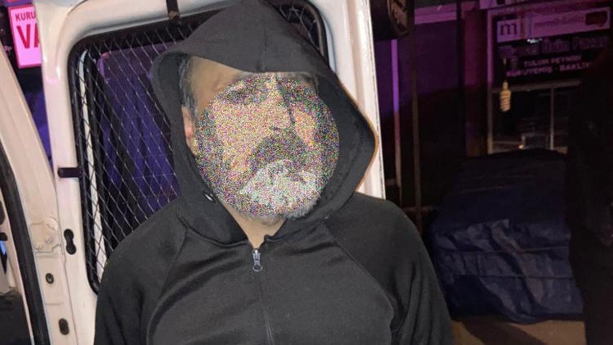 Maske takıp 2 iş yerinden hırsızlık yapan cezaevi firarisi yakalandı