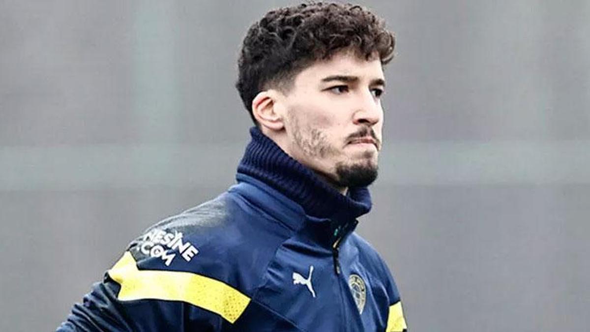 Fenerbahçe'ye Altay Bayındır'dan şok haber