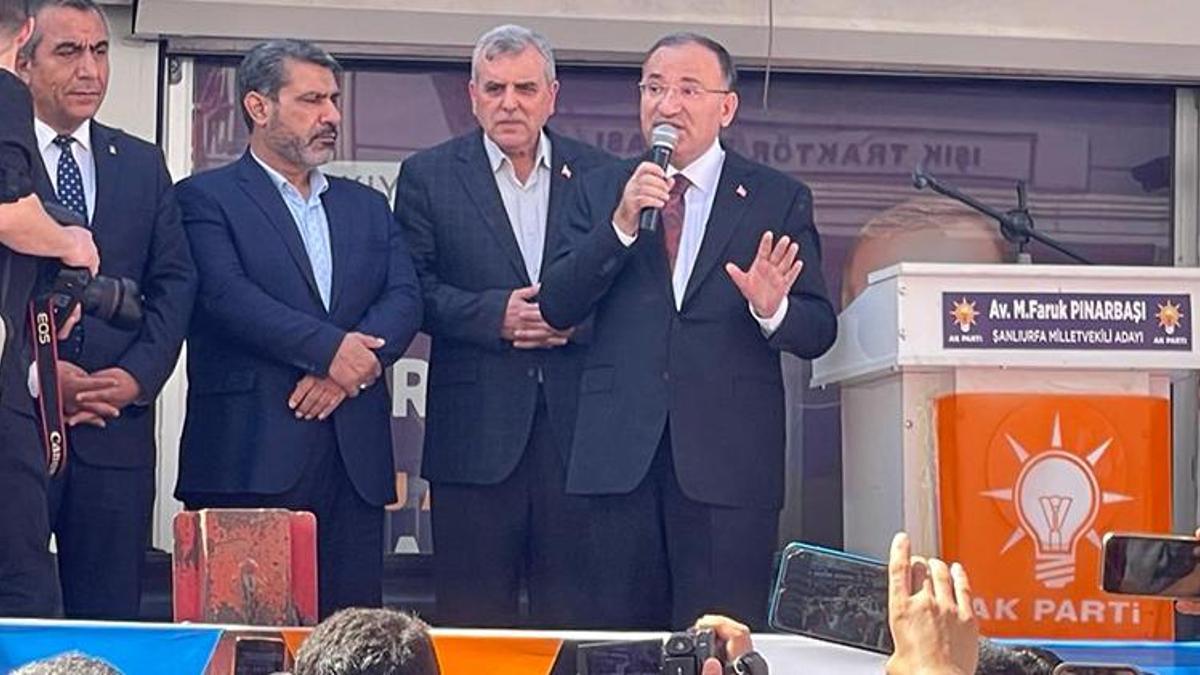 Bakan Bozdağ: Hayvanların dahi gezemediği yerlerde şimdi halaylar çekiliyor