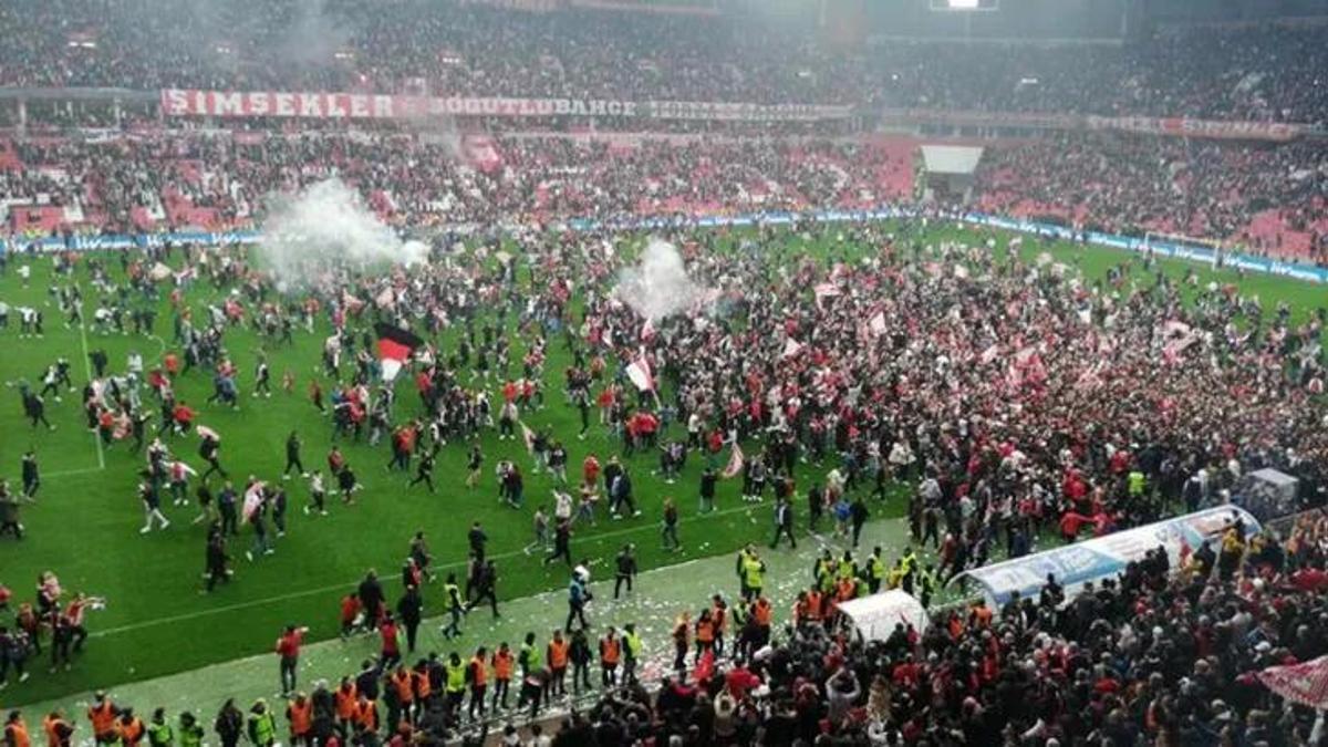 Samsunspor lider olarak Süper Lig'de!