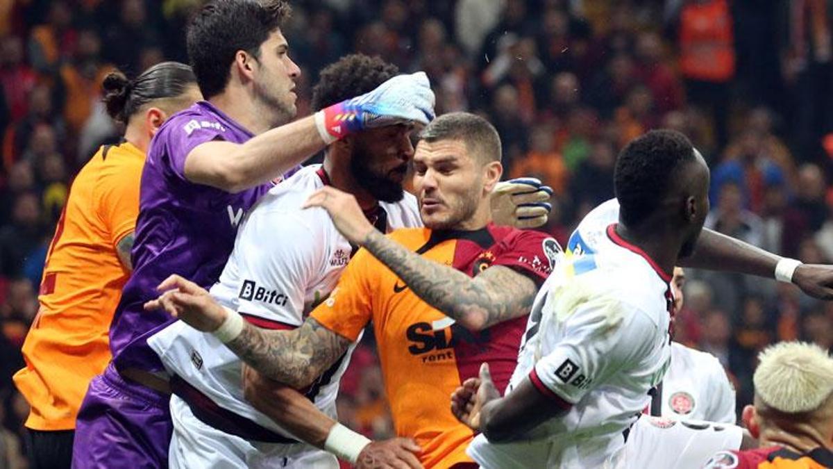 Süper Lig'de lider Galatasaray, Fatih Karagümrük'e takıldı