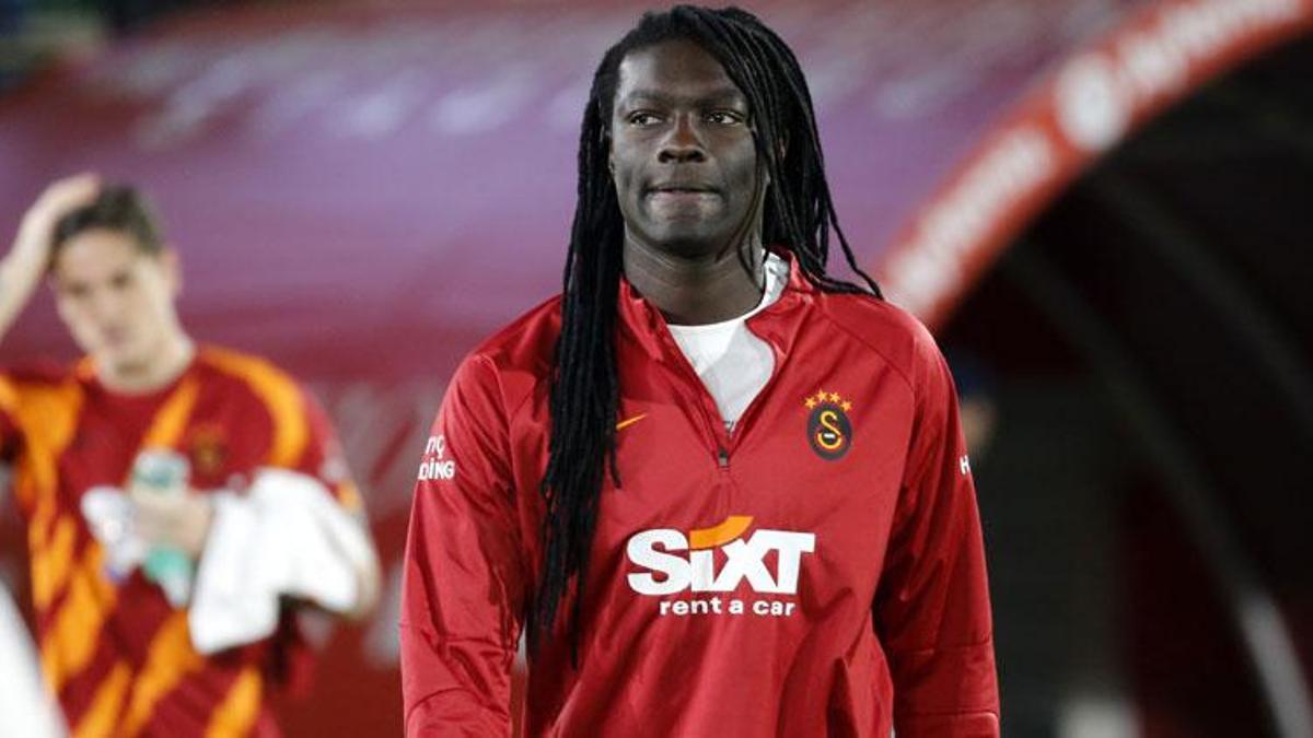Galatasaray'da Gomis krizi çözüldü