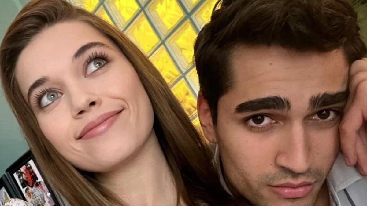 Afra Saraçoğlu ile Mert Ramazan aşk mı yaşıyor?