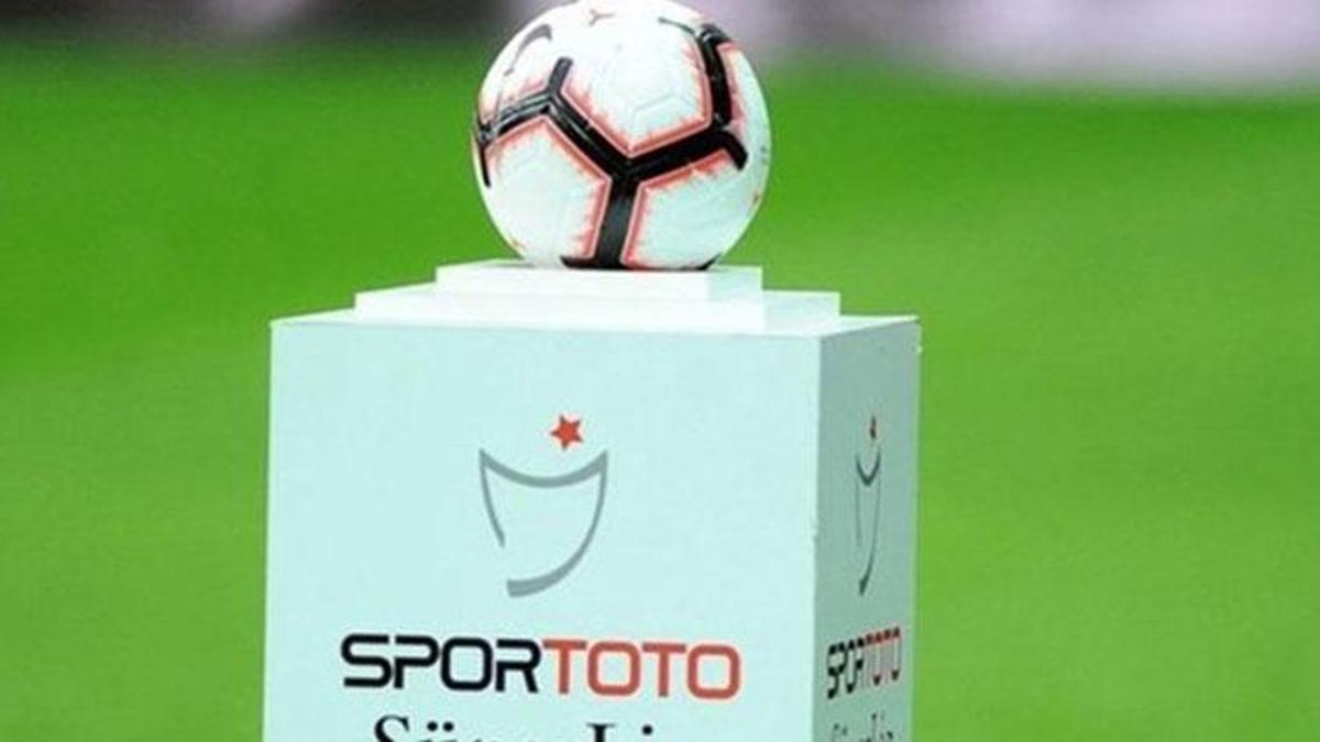 Süper Lig'de bir istifa daha! Başakşehir maçı sonrası deprem