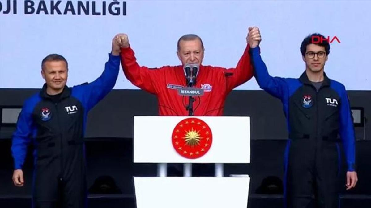Uzaya gidecek Türkler belli oldu! İşte uzay yolcuları Alper Gezeravcı ve Cihangir Atasever