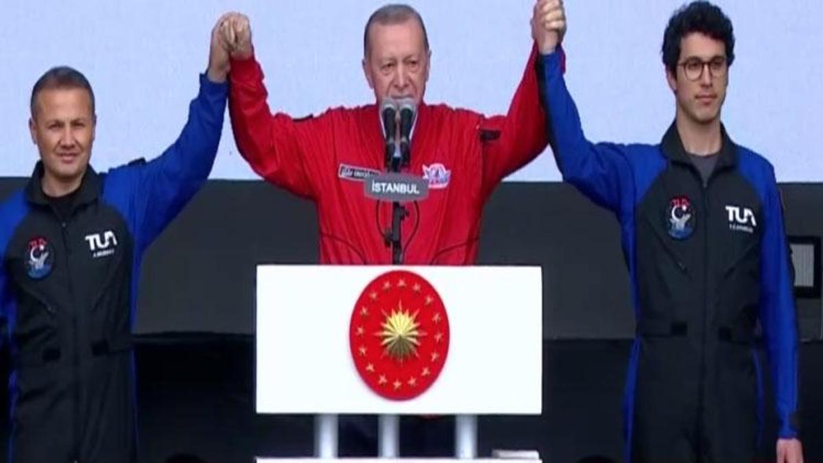 Alper Gezeravcı kimdir? Türkiye'nin ilk uzay yolcusu Alper Gezeravı kaç yaşında, nereli, hangi görevlerde bulundu?