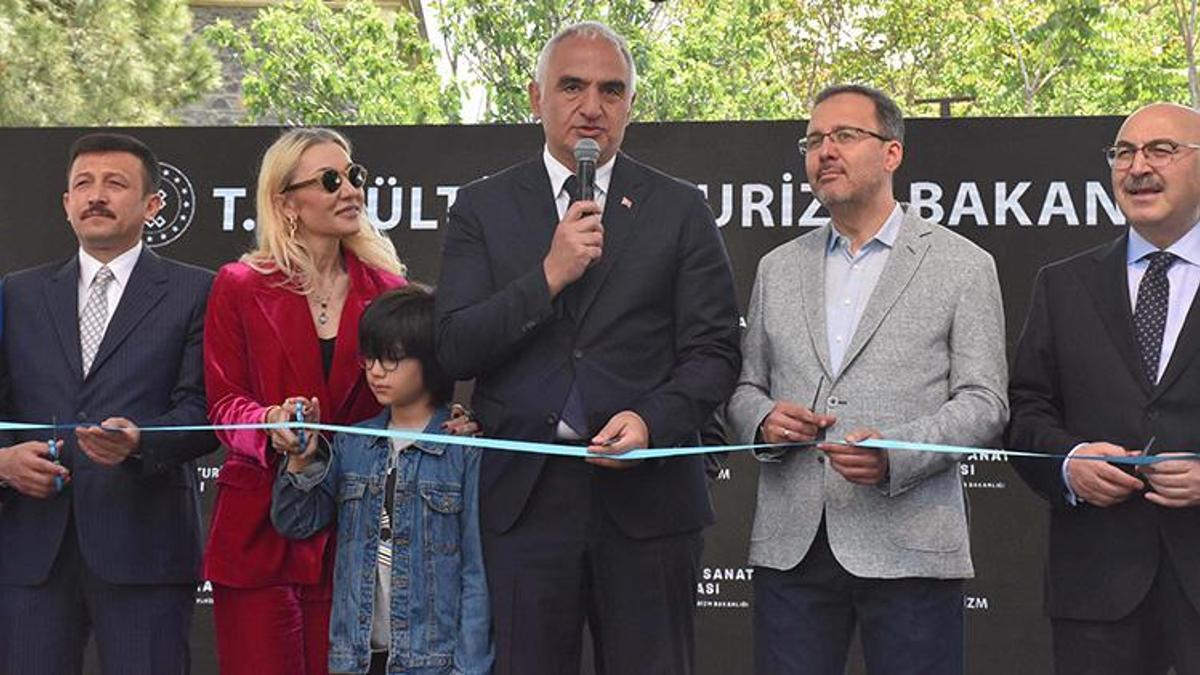 Bakan Ersoy: İzmir Kültür Sanat Fabrikası, cazibe merkezi olacak