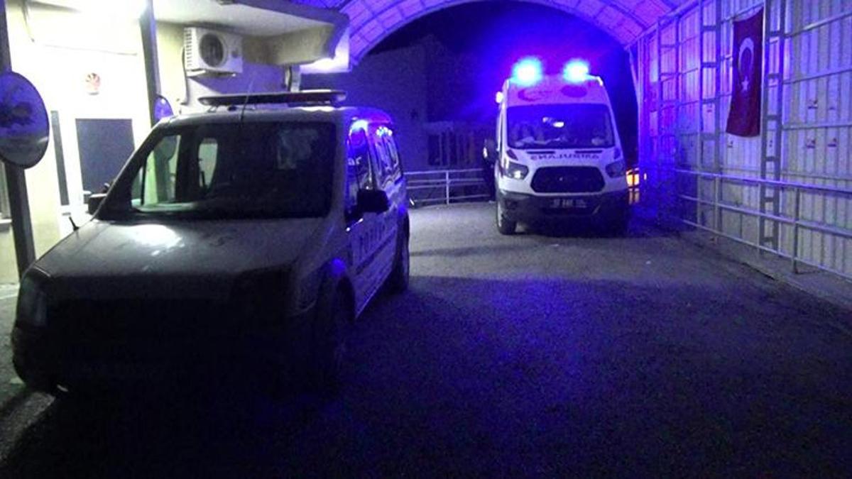 13 kişi tavuk dönerden zehirlenerek hastaneye kaldırıldı!