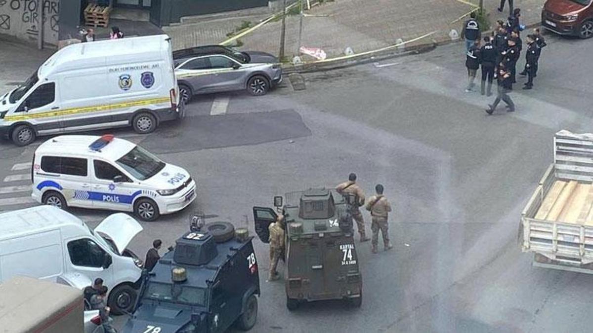 Kağıthane'de hakim, kendisine saldırdığını sandığı kişiyi vurdu