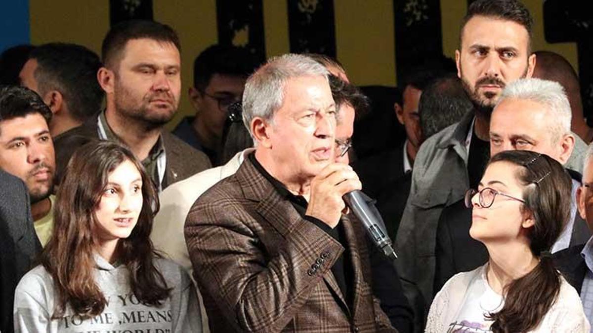 Bakan Akar: Bizim yaptığımız operasyonlar sadece teröristlere karşı