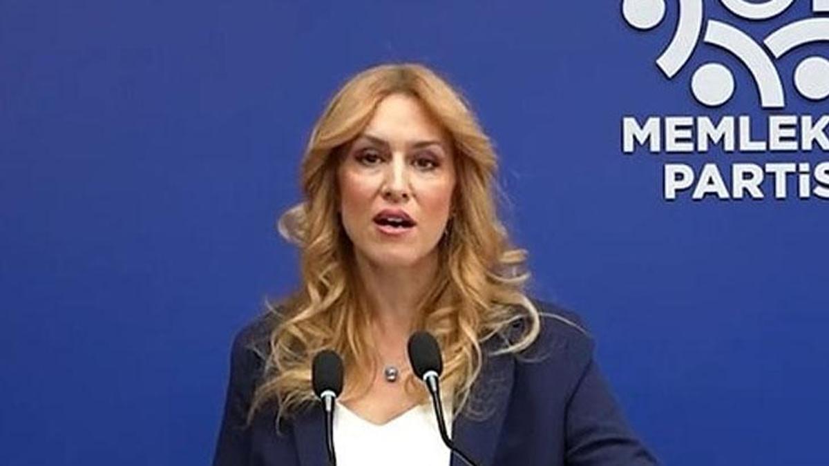 İpek Özkal kimdir? Memleket Partisi Sözcüsü İpek Özkal Sayan nereli, hangi okullardan mezun oldu?