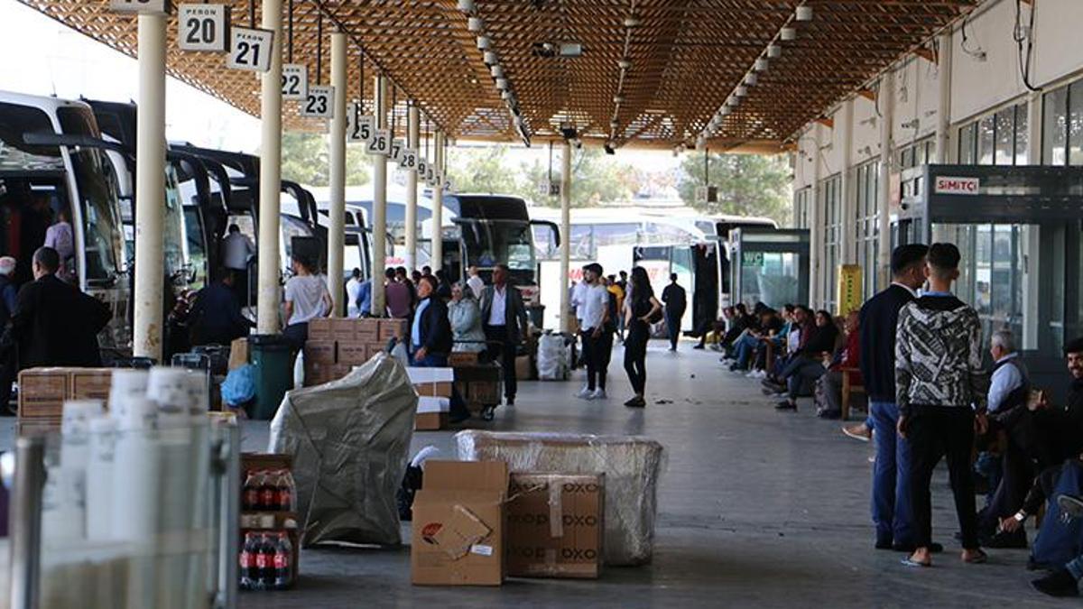 Otogarlarda seçim yoğunluğu, ek seferler açıldı! 'Gidiş-dönüş bileti alan çok fazla'