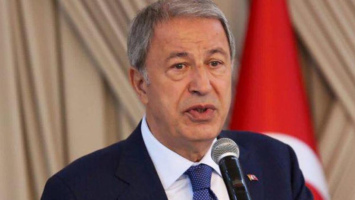 Bakan Akar: Şimdi ortaya çakma terörle mücadeleciler çıktı