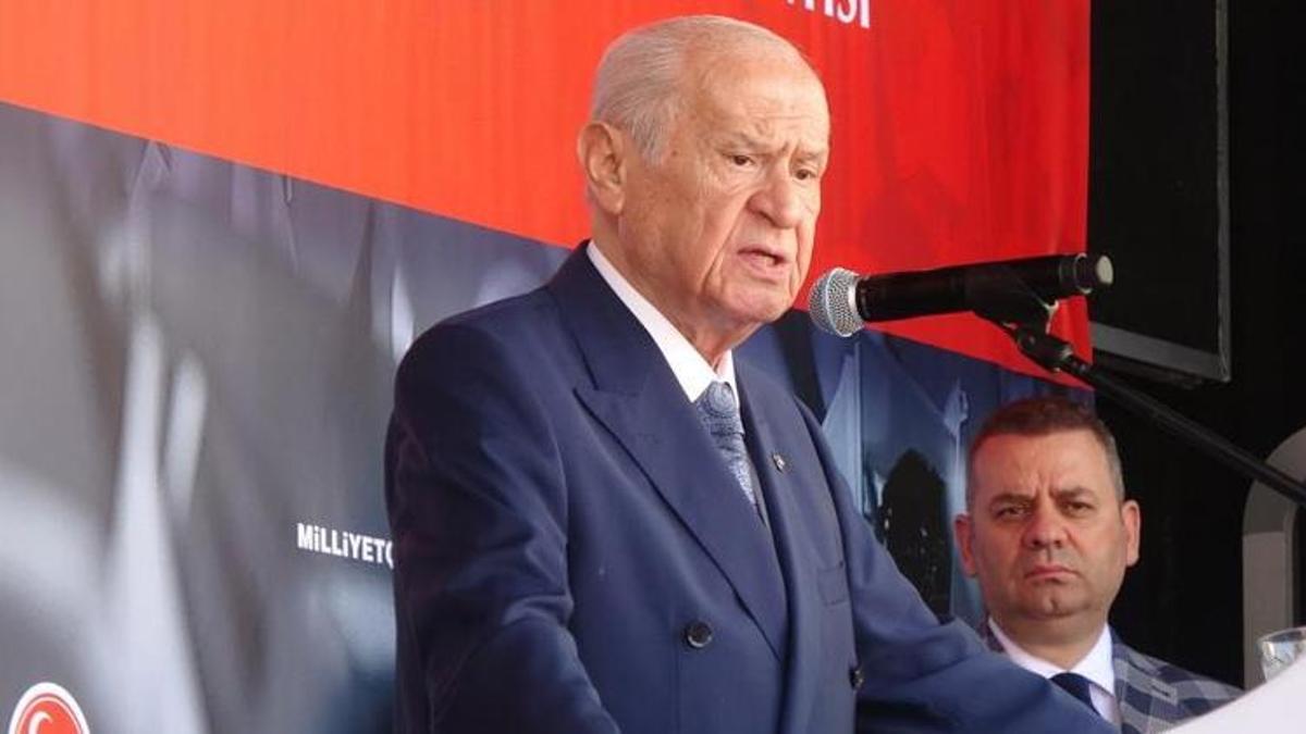 Bahçeli'den 'İç savaş' söylemlerine sert tepki: Kefenlerini alıp gelsinler!
