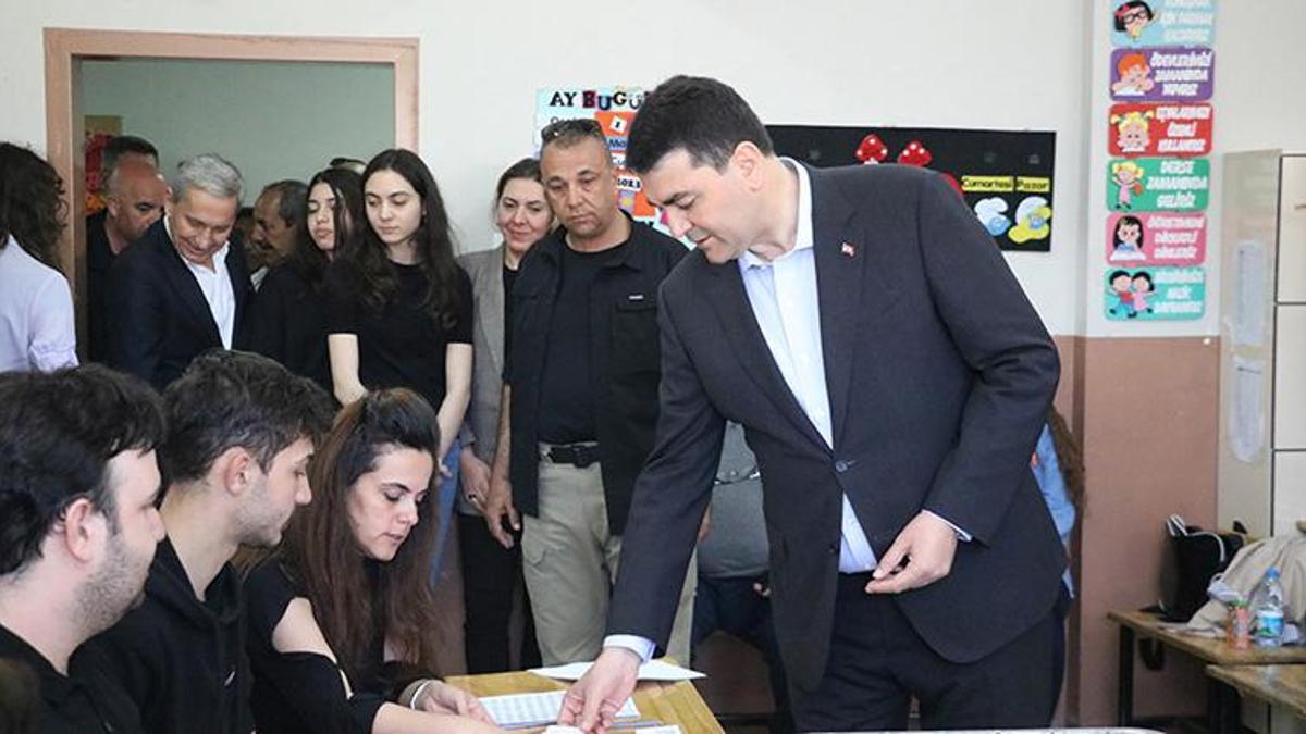 DP Genel Başkanı Gültekin Uysal oyunu kullandı