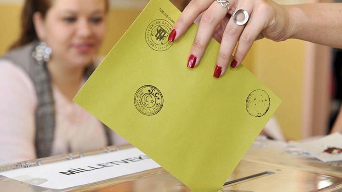 YSK’dan oy pusulalarına vurulan sandık kurulu mührüne ilişkin karar