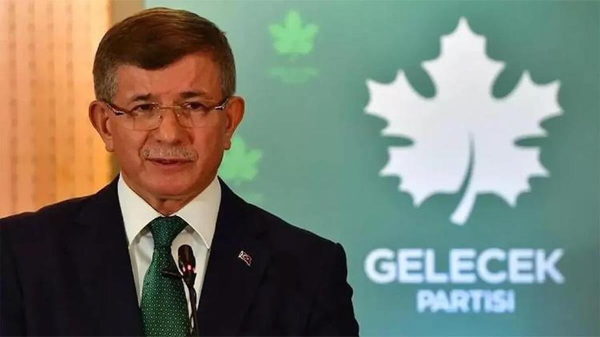 Gelecek Partisi'nde 11 istifa: Naziler gibi mültecileri sınır dışına atma vaadinde bulunanların karşısında olacağız