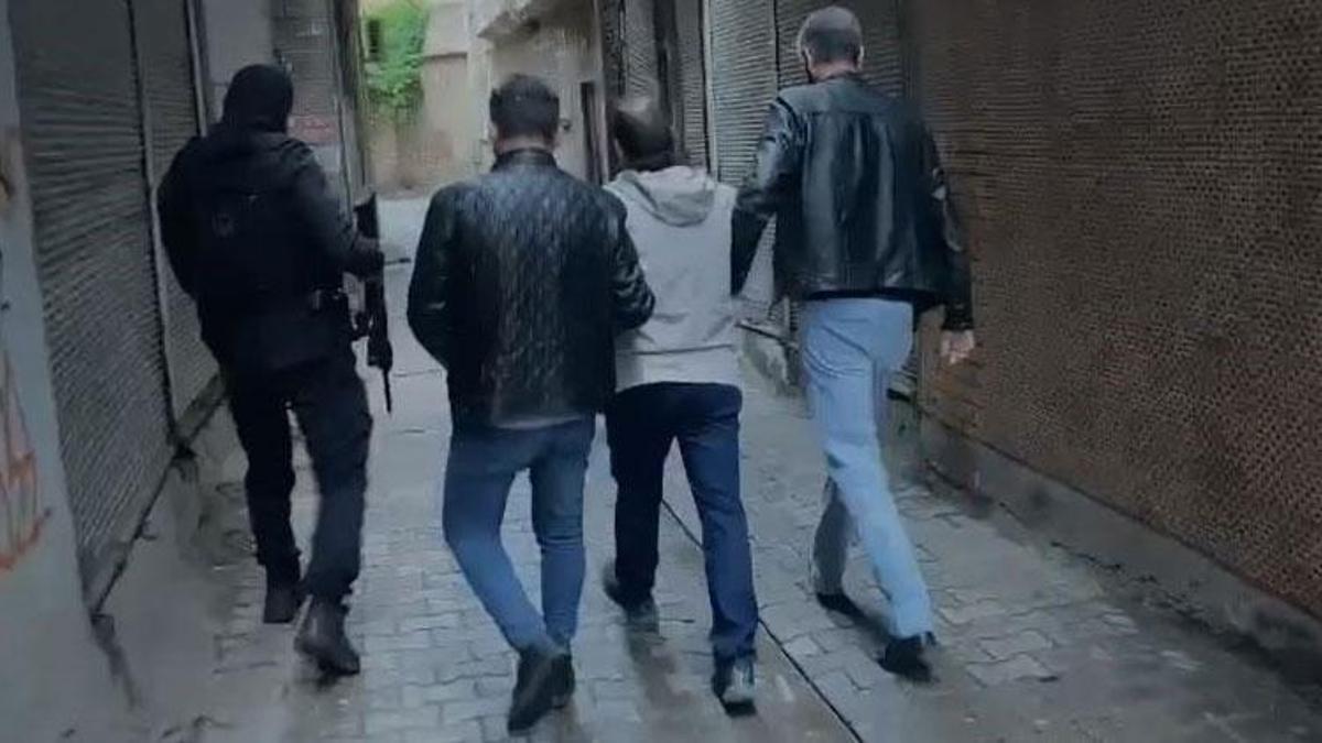 İstanbul'da FETÖ operasyonu: 30 şüpheli yakalandı