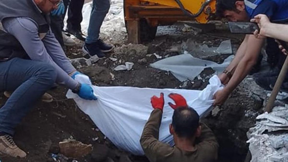 Yıkılan türbeden çıkarılan kemik parçaları inceleme için Hitit Üniversitesi'ne gönderildi