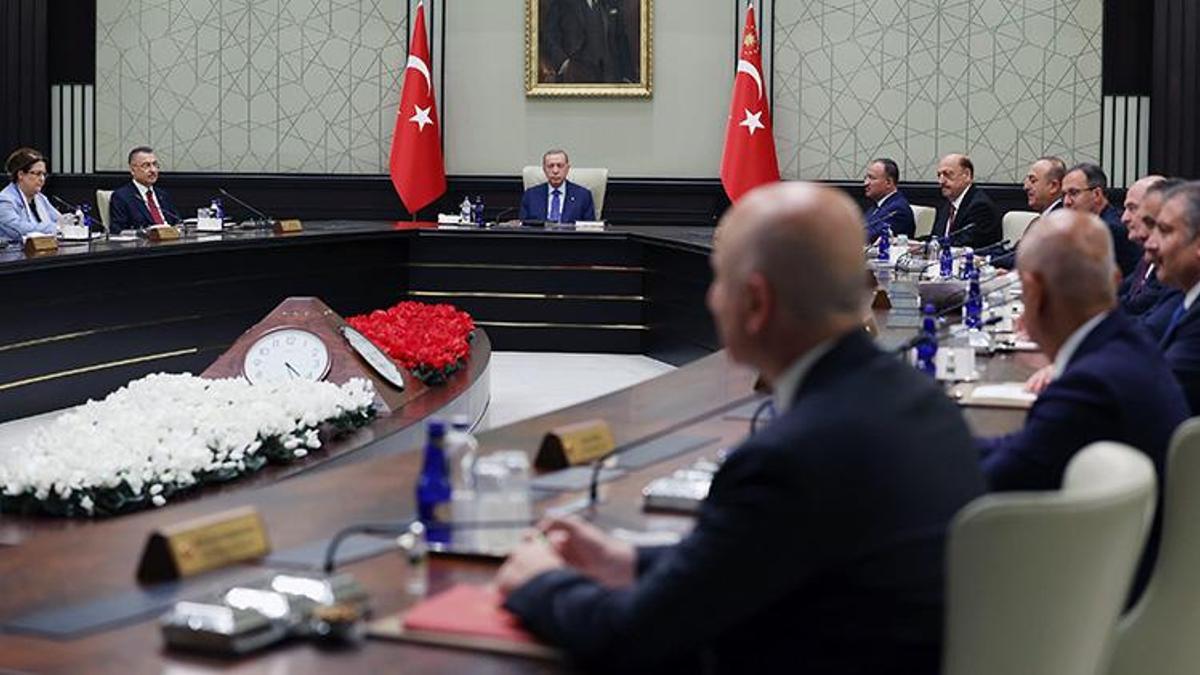 Yeni kabine belli oluyor! Cumhurbaşkanı Erdoğan açıklayacak, tarih belli oldu