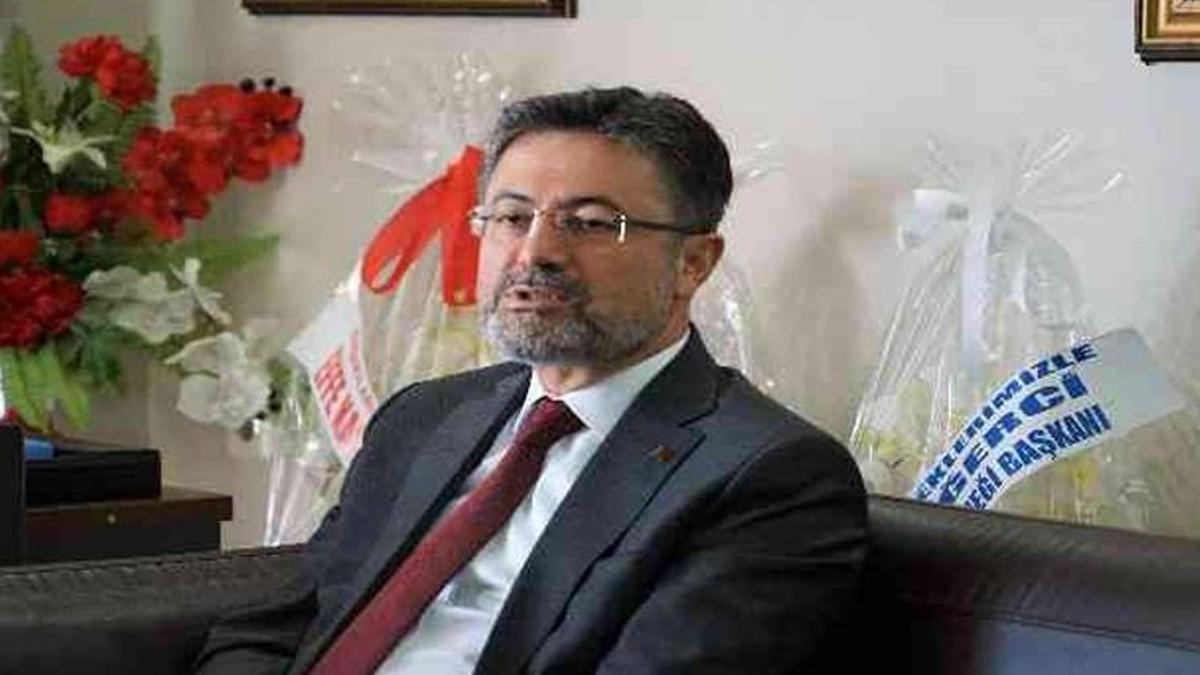 İbrahim Yumaklı kimdir? Yeni Tarım Bakanı kim oldu, İbrahim Yumaklı kimdir, kaç yaşında, nereli, hangi görevlerde bulundu? Tarım Bakanı İbrahim Yumaklı’nın biyografisi…