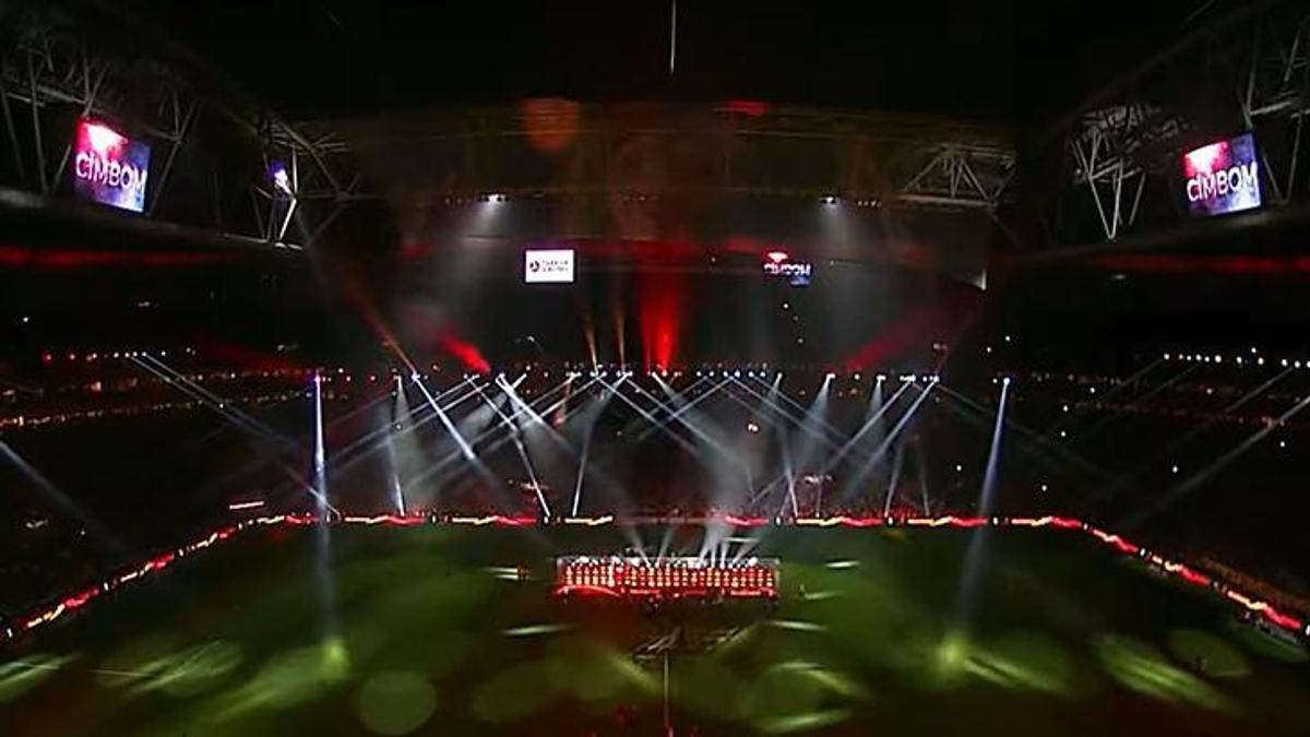 Galatasaray'ın şampiyonluk kutlaması! Hologram aslan sahada