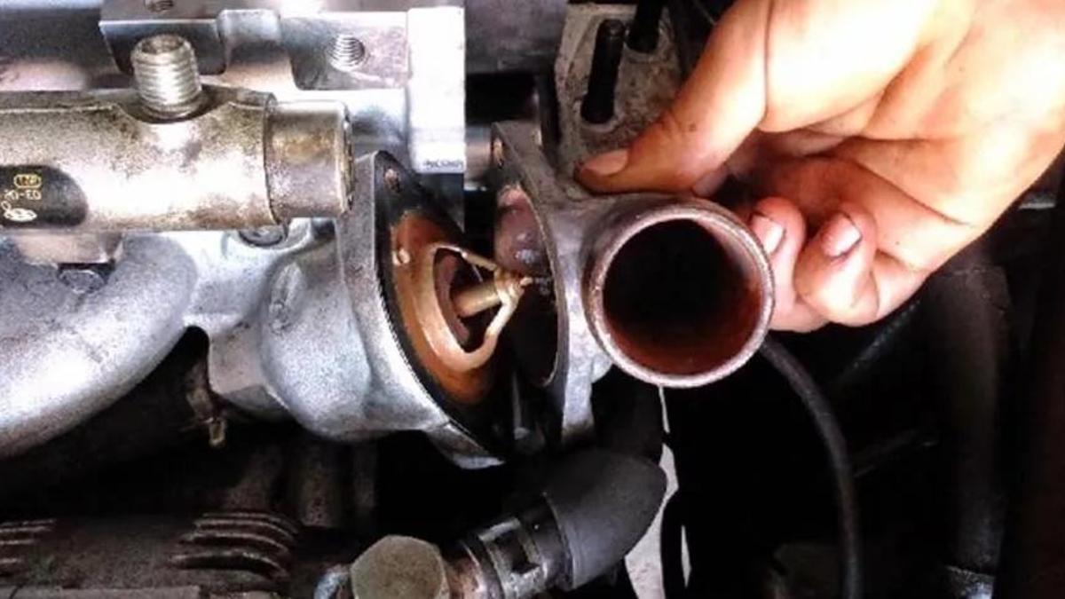 Termostat Nedir, Ne İşe Yarar? Araçlarda Termostat Nasıl Çalışır?