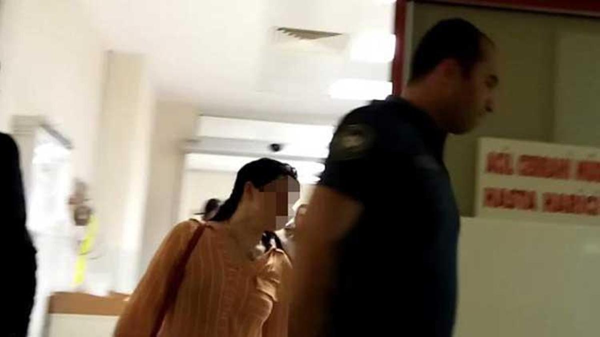 Ayrılmak isteyen erkek arkadaşını bıçakladı