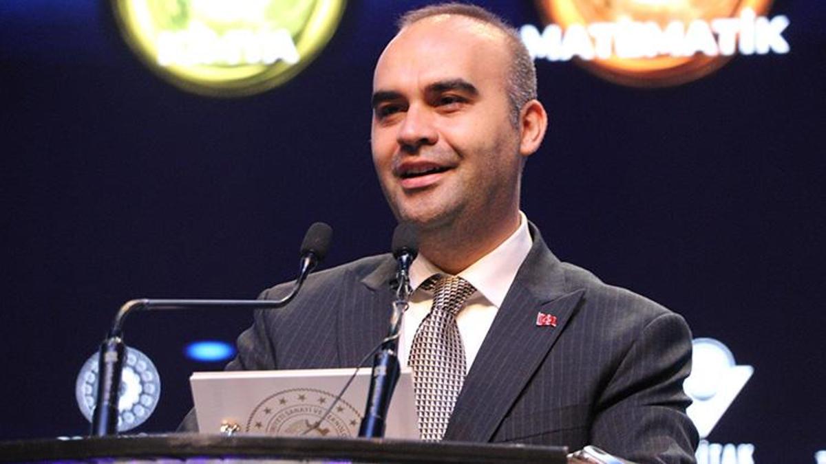 Bakan Kacır: 64 binden fazla lisans ve lisansüstü öğrencisine 2,8 milyar lira burs sunduk