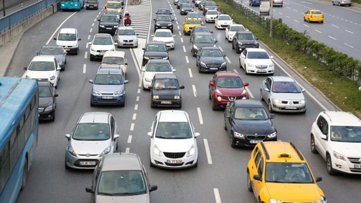 TEM otoyolunda o güzergahı kullanacaklar dikkat! Şerit daraltılacak