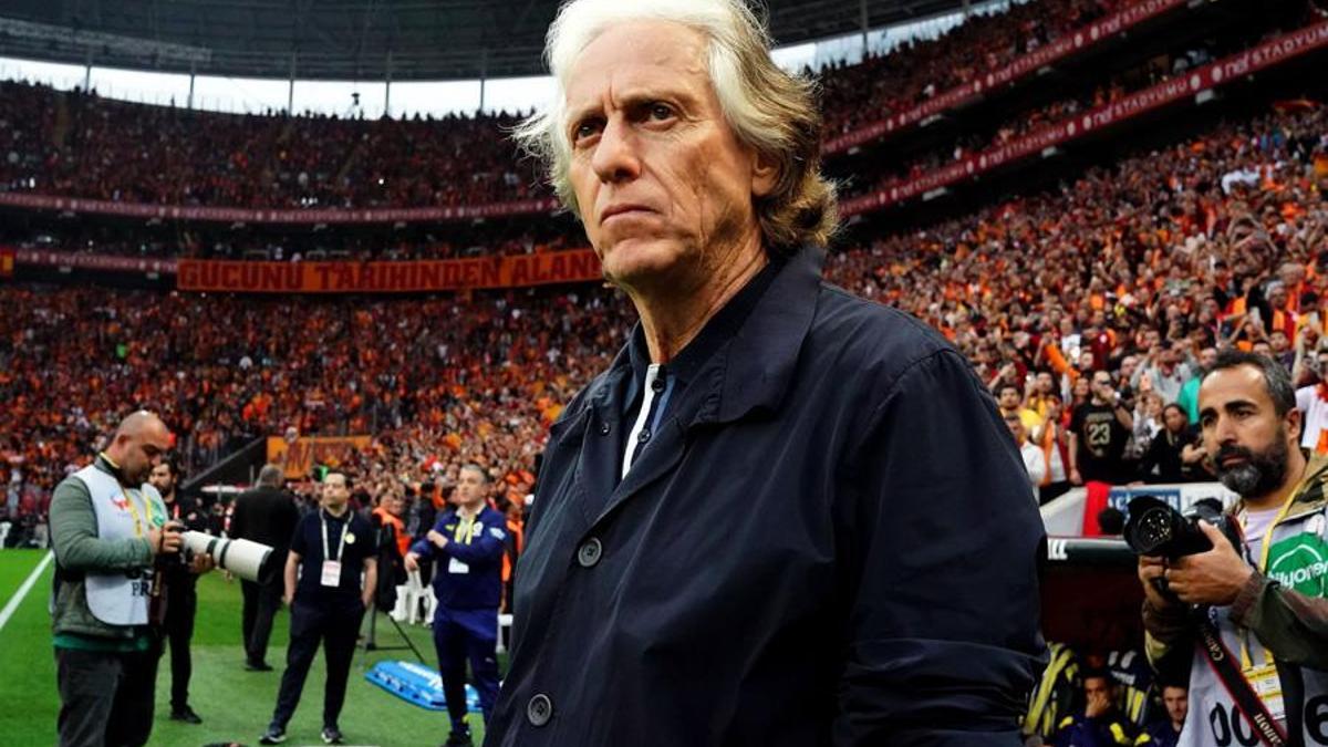 Fenerbahçe'den Jorge Jesus'a veda mesajı