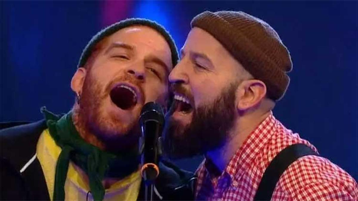 Athena Hakan Özoğuz güzel haberi duyurdu