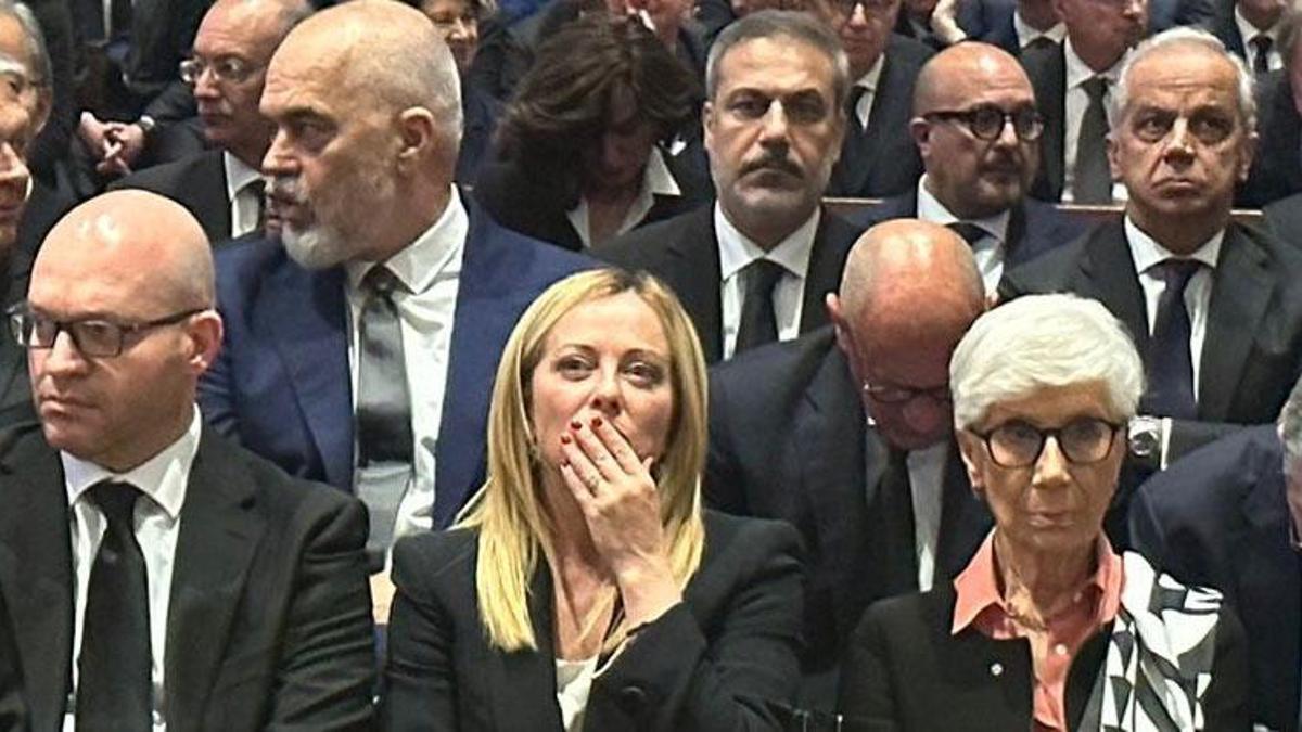 Dışişleri Bakanı Fidan, Berlusconi’nin cenazesine katıldı