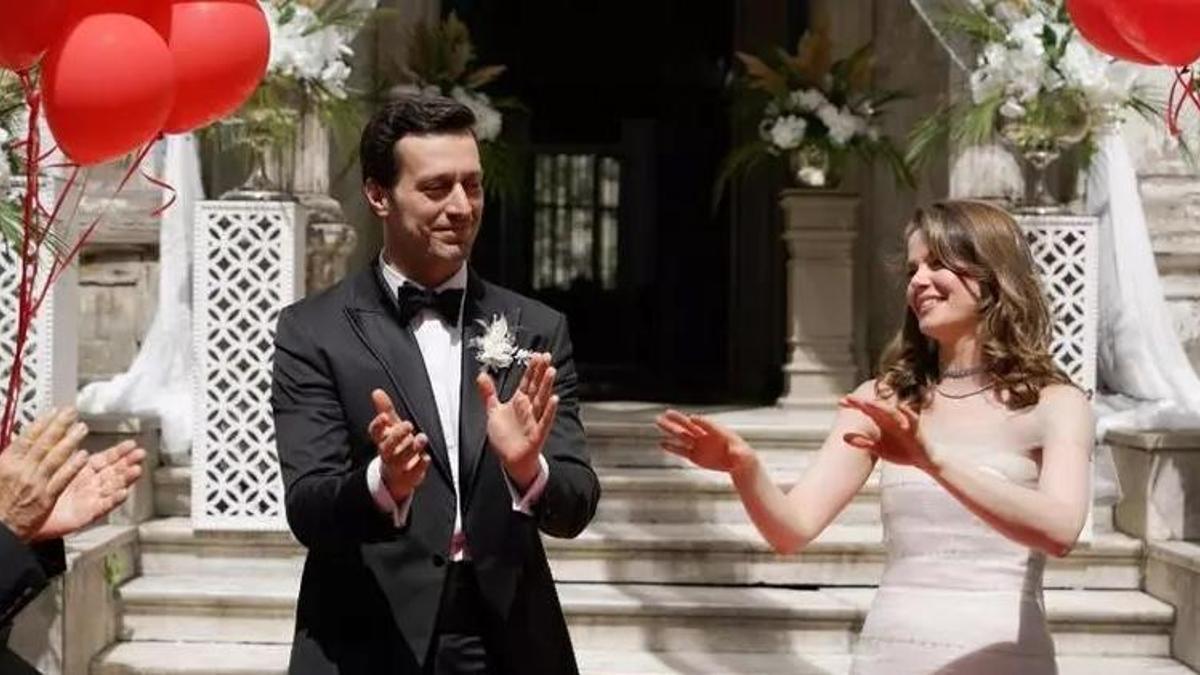 Camdaki Kız'da Nalan ve Sedat'ın mutlu günü!