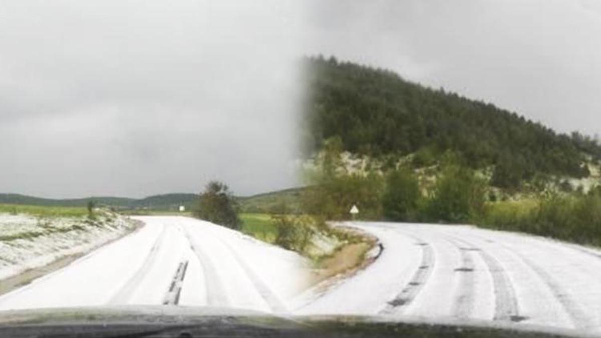 Yaz ayında dolu yağışı! Yollar beyaza büründü