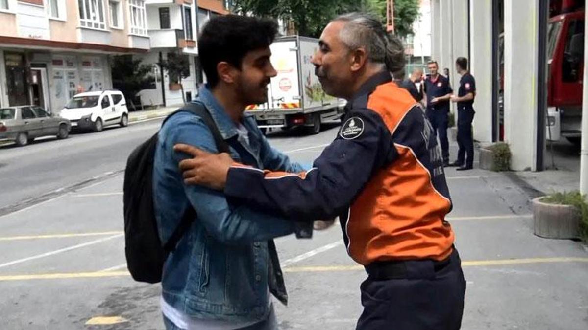 Enkazdan 53 saat sonra kurtuldu; kendini kurtaran kahramanlar ile İstanbul'da buluştu