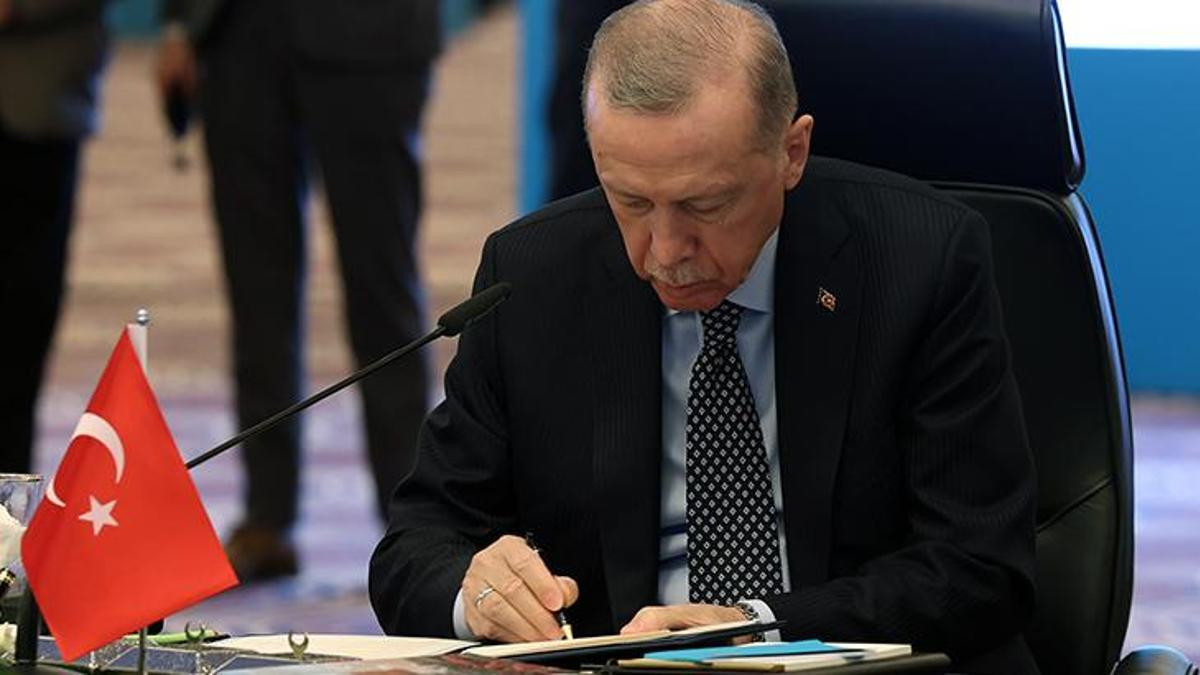 Cumhurbaşkanı Erdoğan imzaladı! Bakan yardımcıları belli oldu
