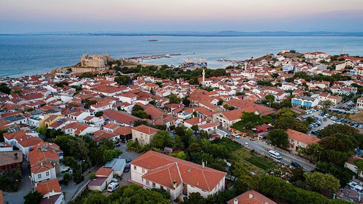 Bozcaada'ya o araçların geçişleri yasaklandı