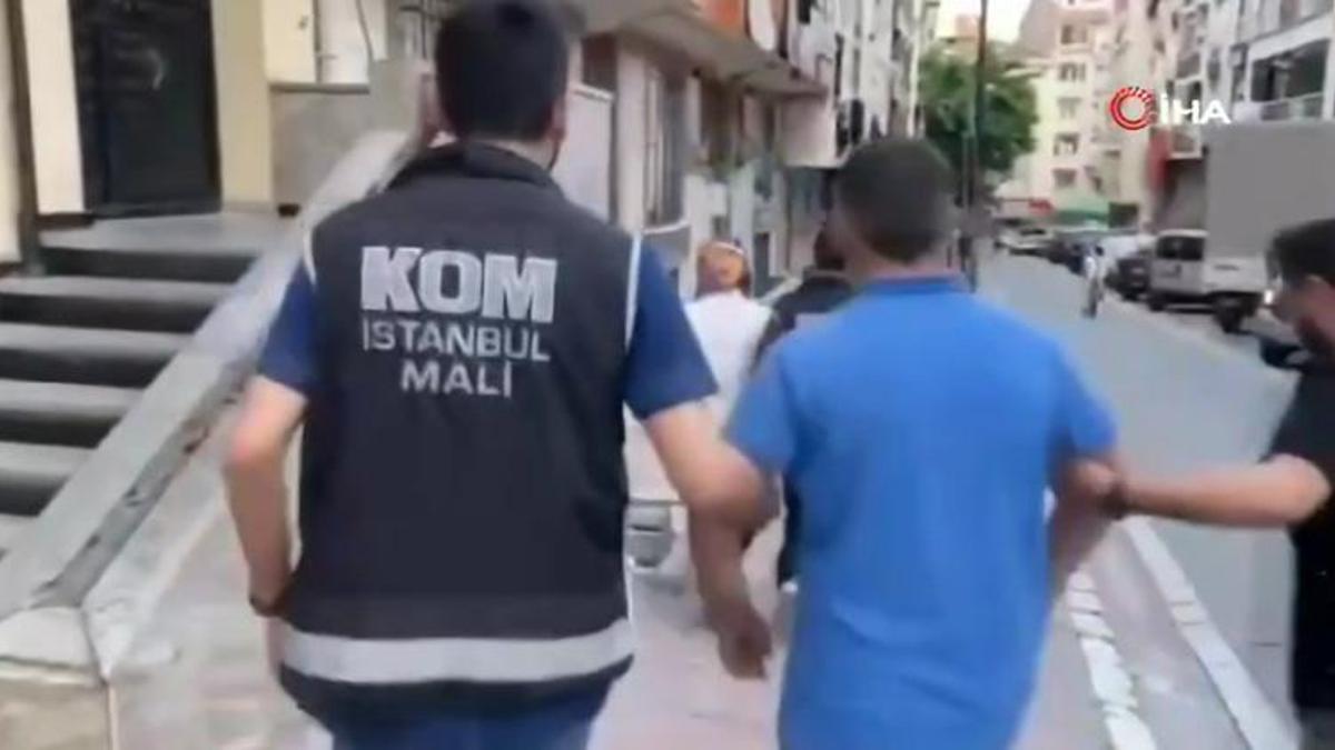FETÖ elebaşı Fetullah Gülen’in yeğeni İstanbul'da yakalandı! Evden bakın neler çıktı?