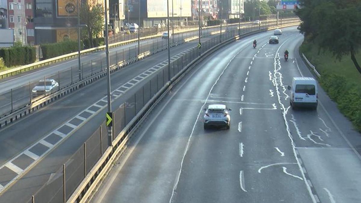 İstanbul'da yollar boş kaldı! İşte trafikte son durum