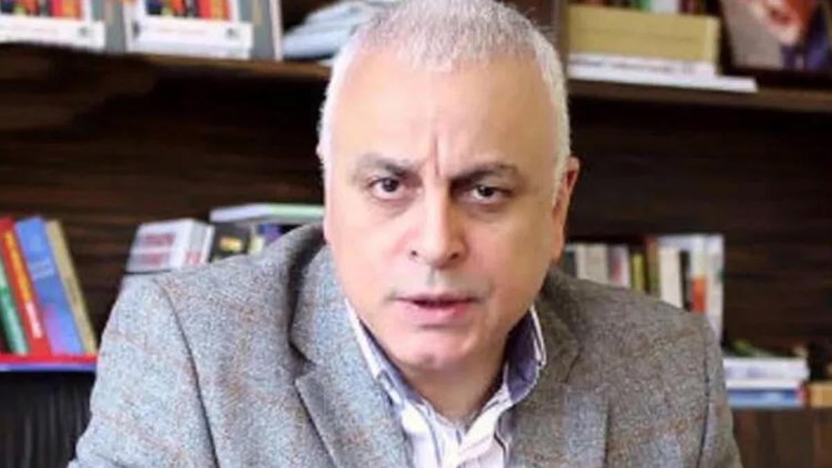 Merdan Yanardağ gözaltına alındı