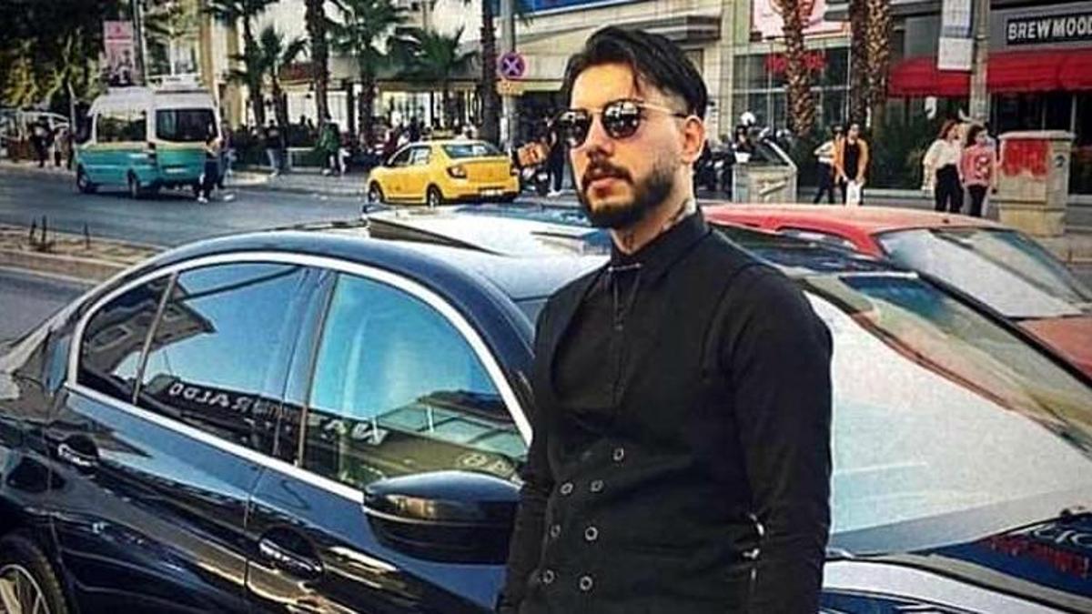 Motosiklet bariyere çarptı; 1 ölü, 1 yaralı