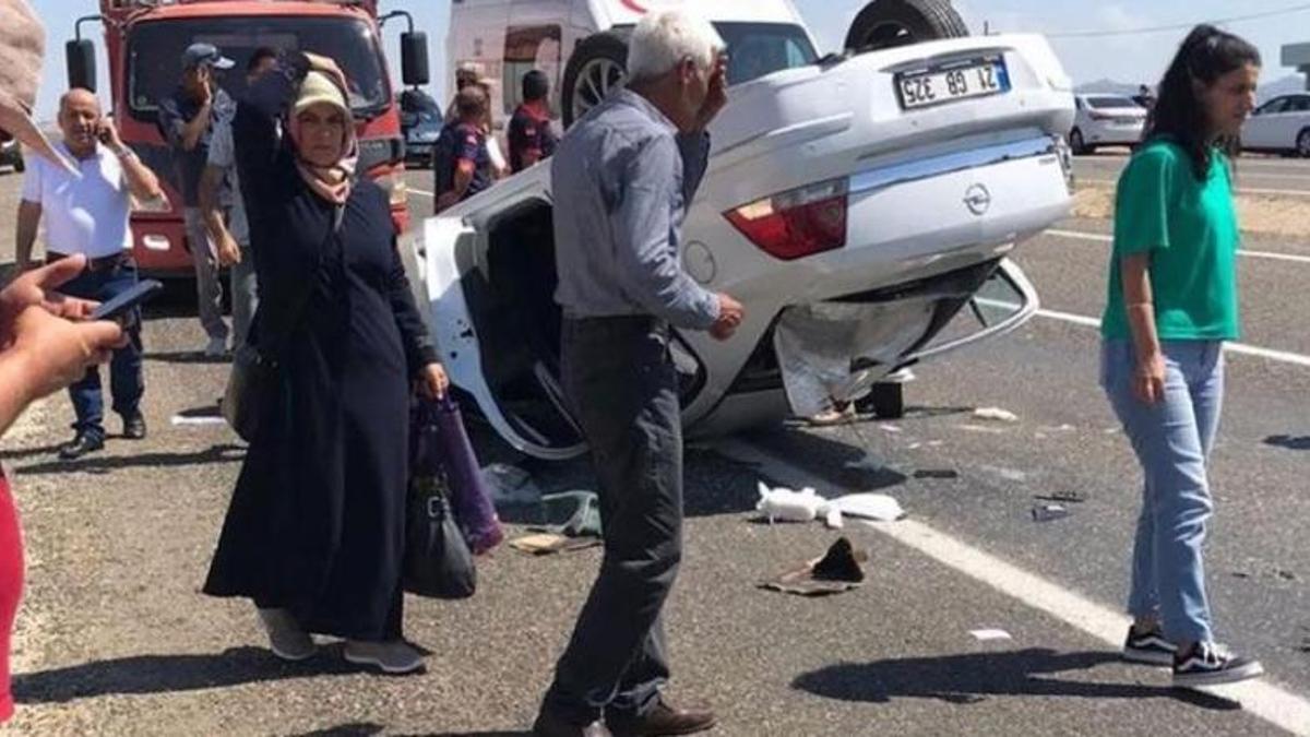 Diyarbakır’da otomobil takla attı: 1 ölü, 4 yaralı