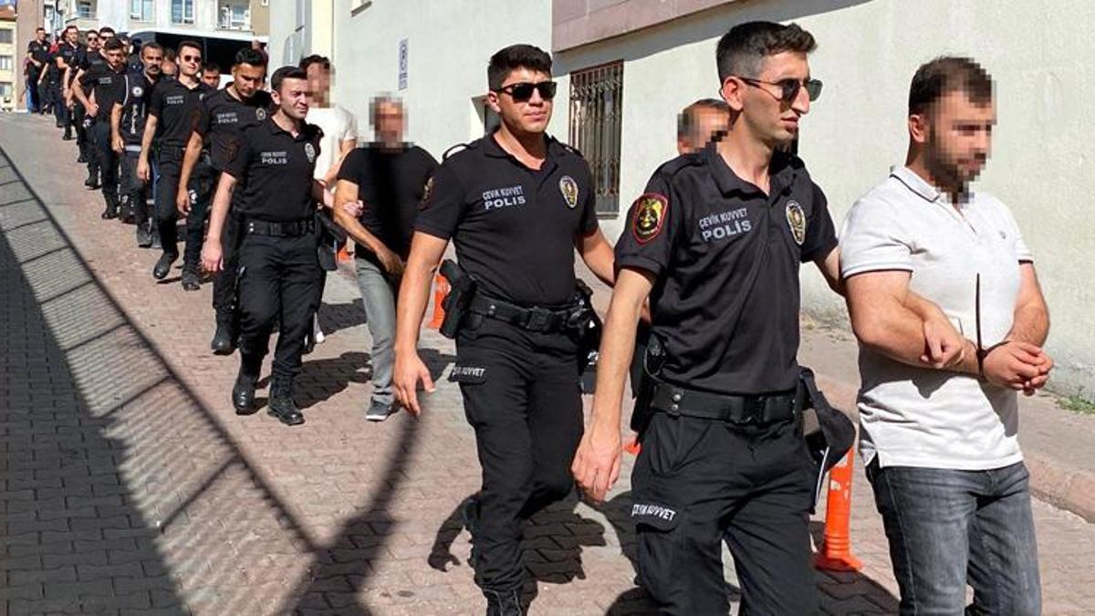 Kaçak akaryakıt operasyonunda 19 kişi adliyede