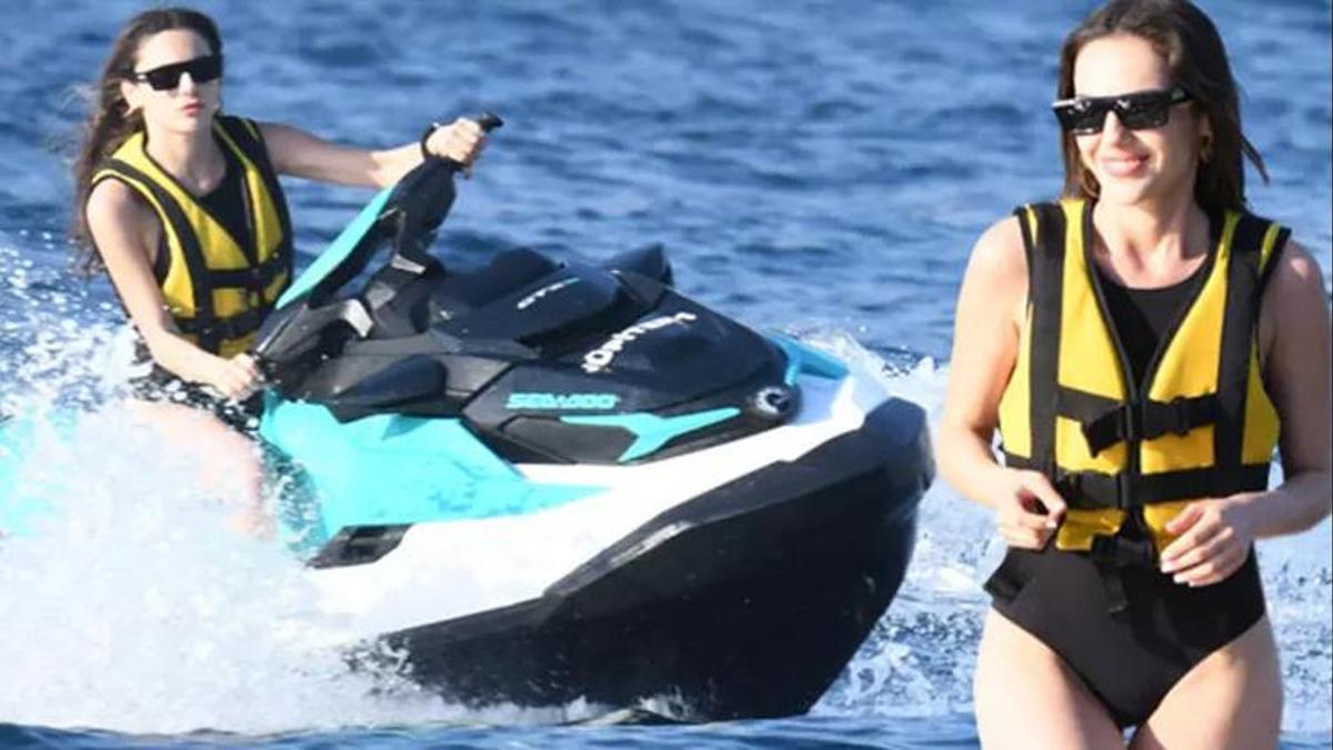 Yağmur Tanrısevsin'in Bodrum'da jet ski keyfi!