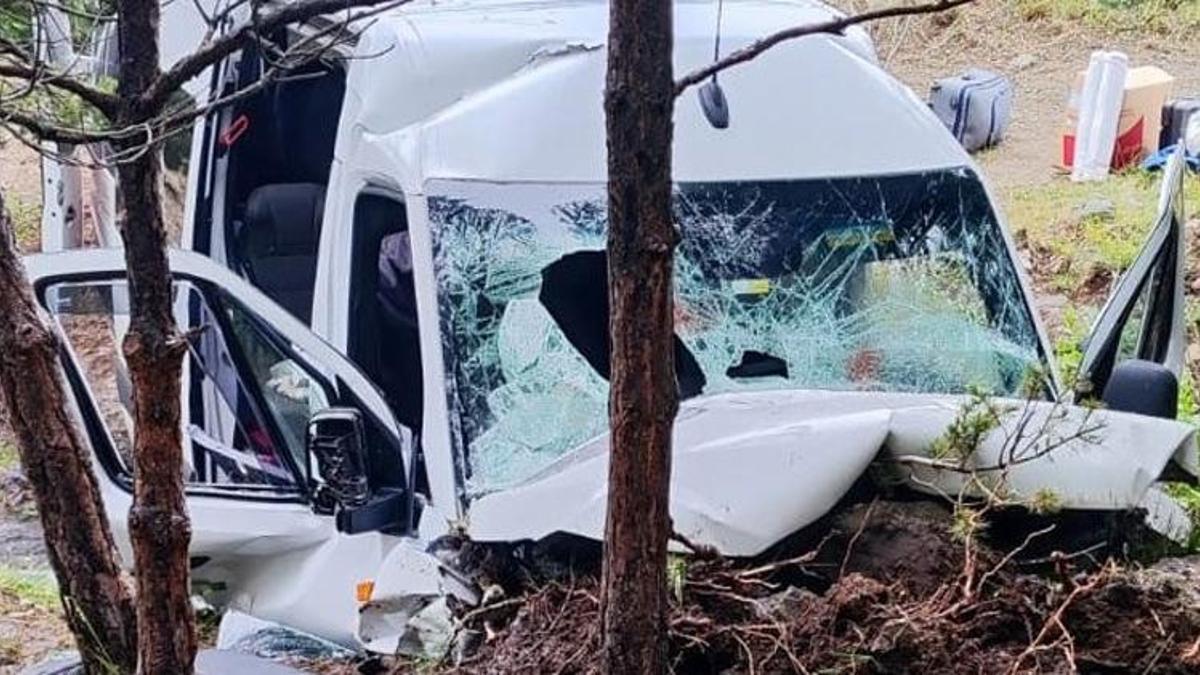 Can pazarı yaşandı! Şarampole uçtu: 4 ölü, 10 yaralı
