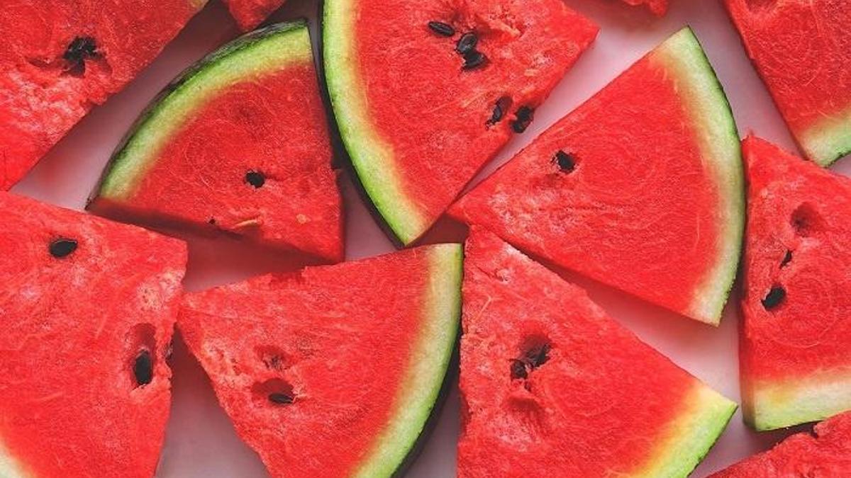 Karpuz Kaç Kalori? Karpuz Besin Değerleri Ve Kalorisi...