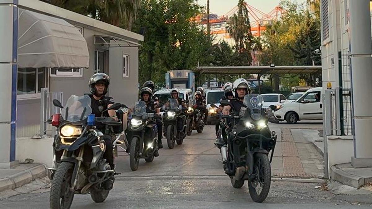 Mersin'de şafak operasyonu! 74 kişi yakalandı