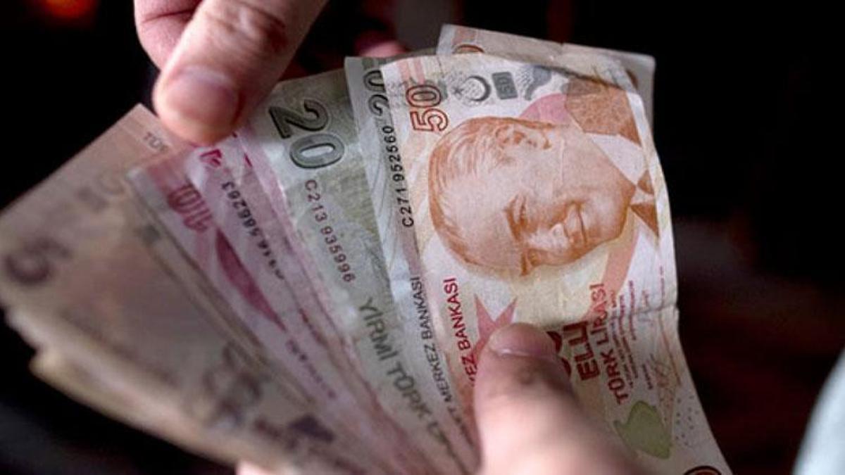 Emekliye seyyanen zam var mı, seyyanen zam tüm emeklilere verilecek mi? 2023 emekli maaşlarına seyyanen zam yapılacak mı?
